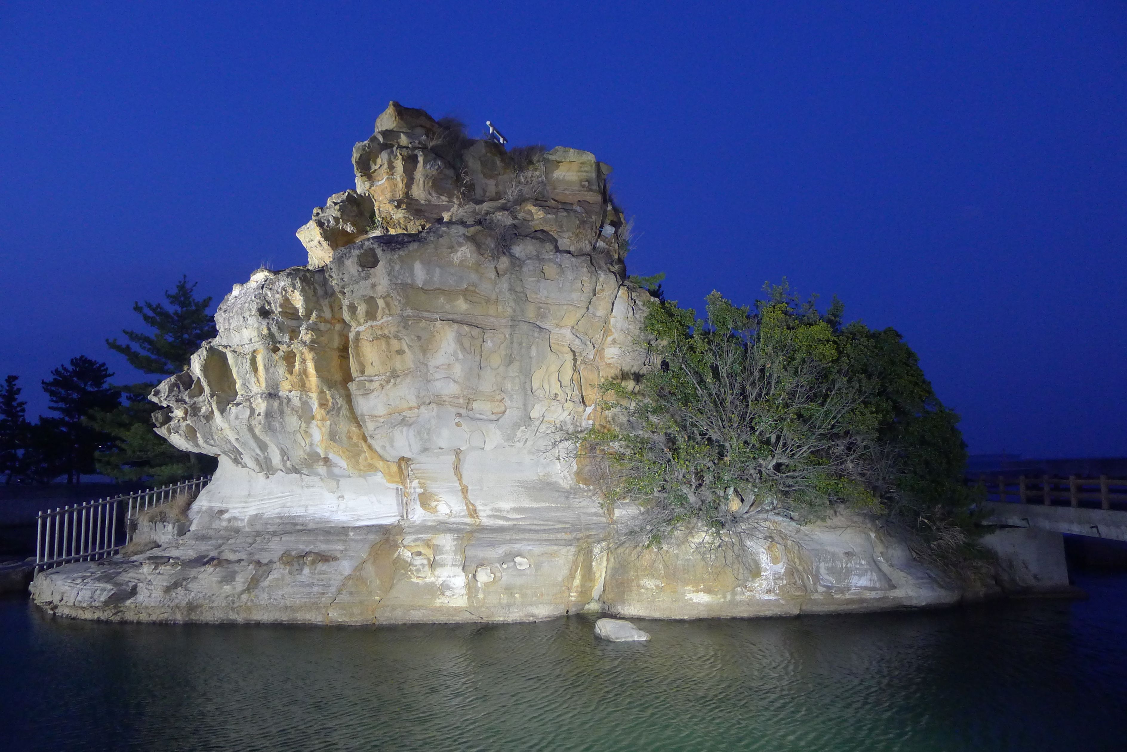 🏝️ 그림 섬 (에시마)